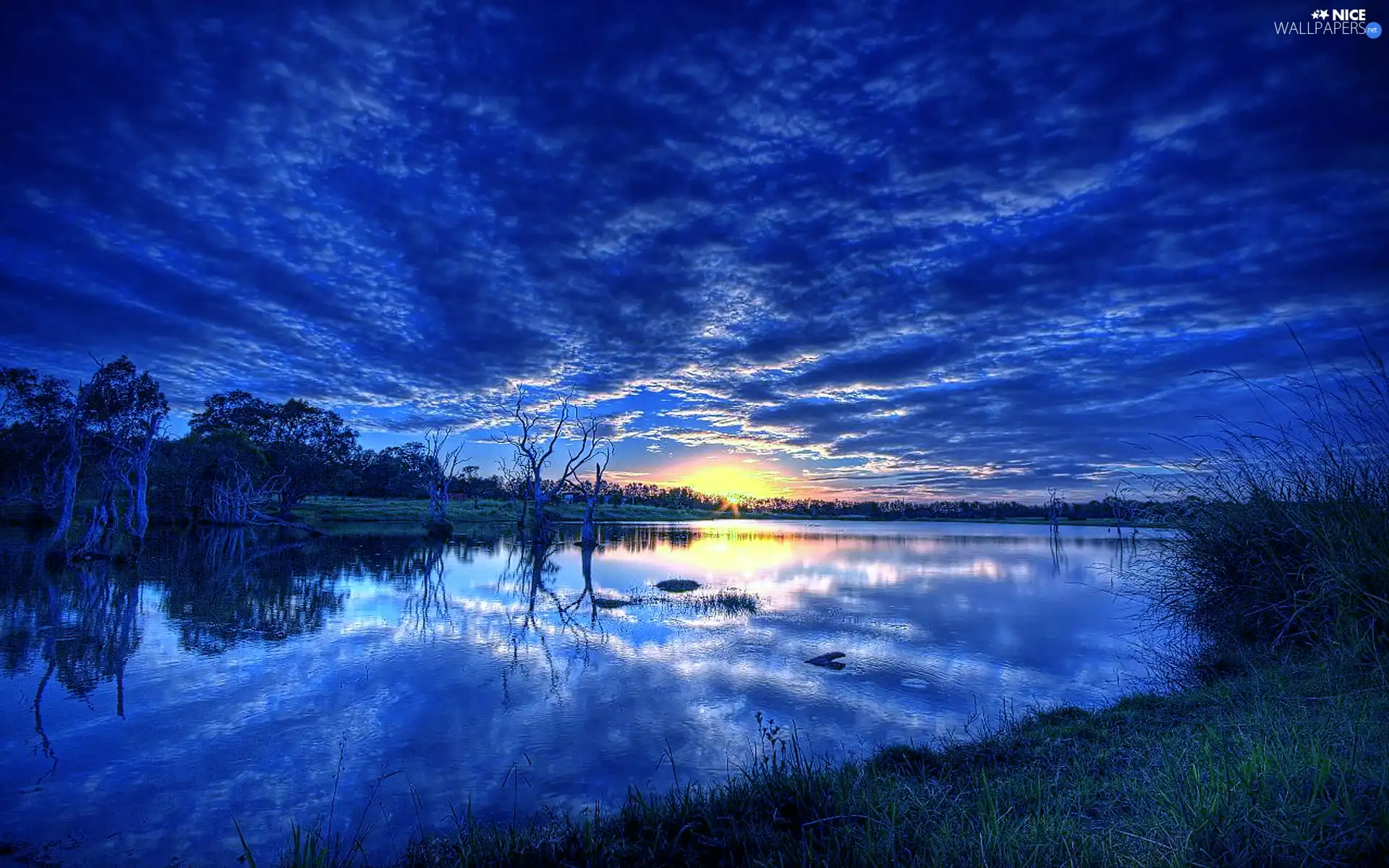 Great Sunsets, lake, clouds