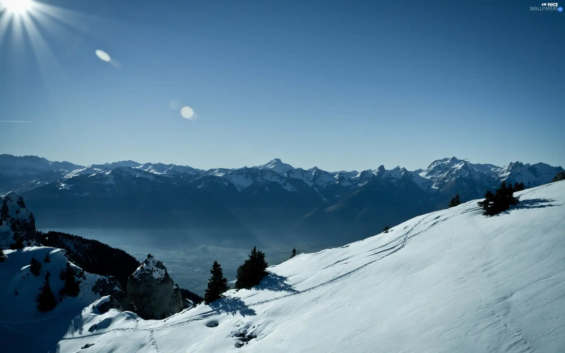 winter, Mountains, rays of the Sun