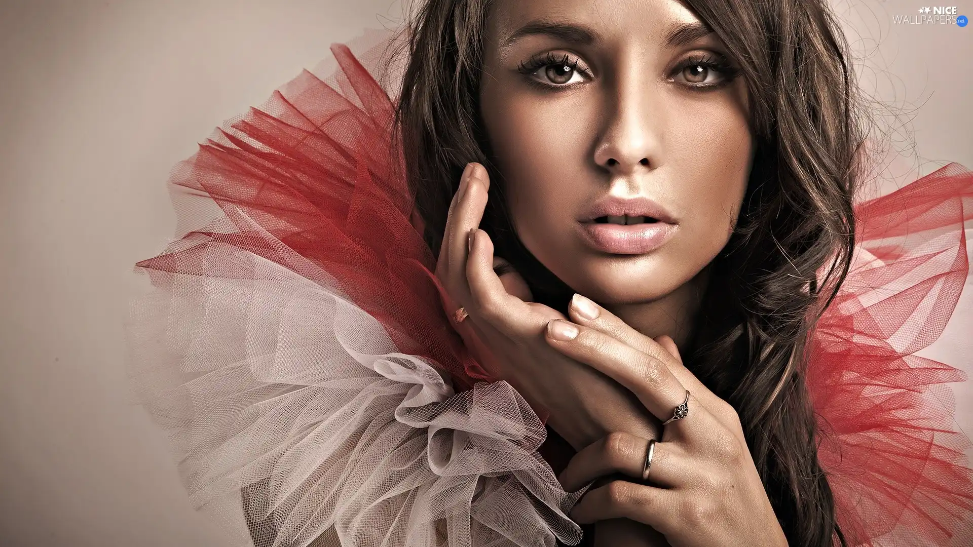 Women, hands, rings, face